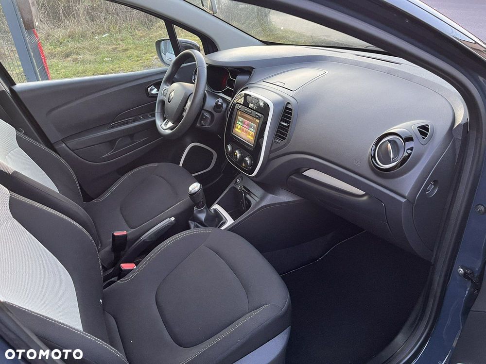 Renault Captur - 19