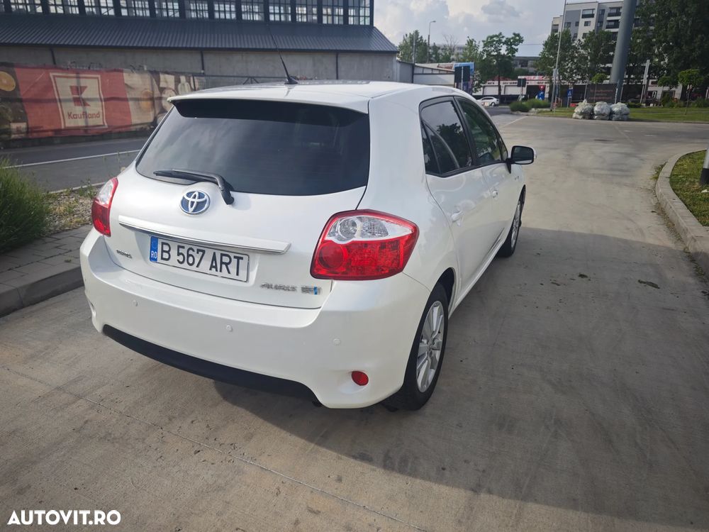 Toyota Auris - 3