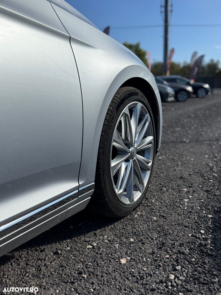 Volkswagen Passat 2.0 TDI DSG Highline - 7