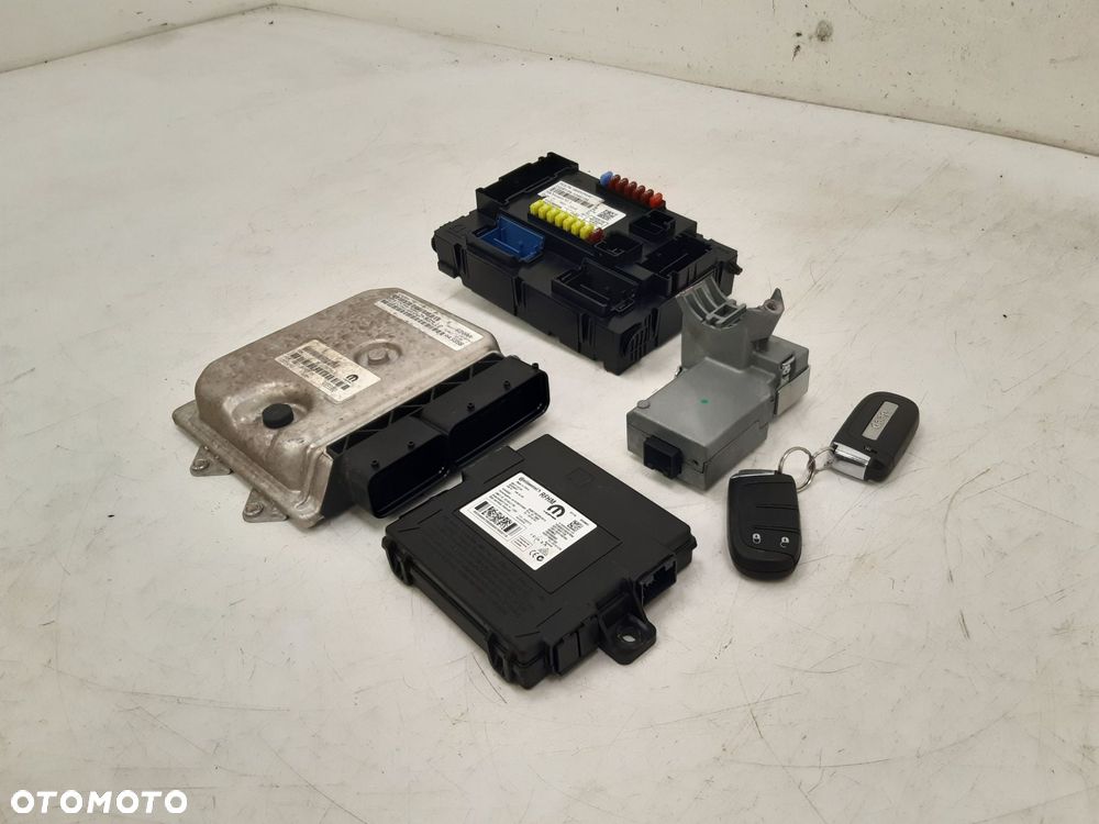 Komputer sterownik silnika zestaw Jeep Compass II 1.4 MultiAir 68417620AA - 3
