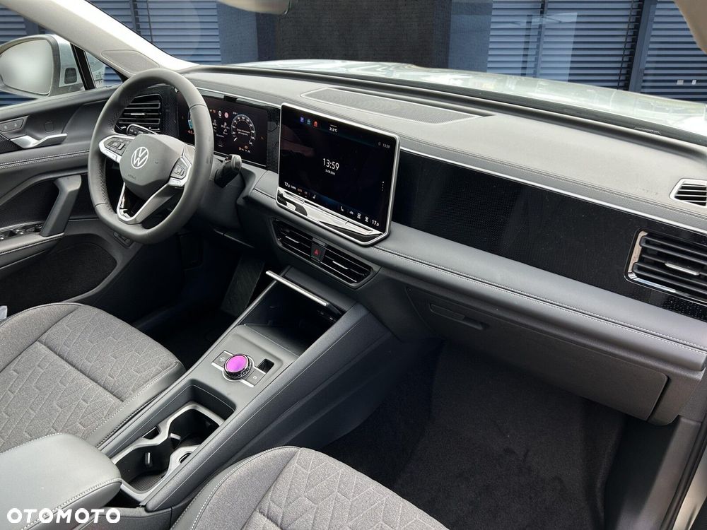 Volkswagen Tiguan - 14