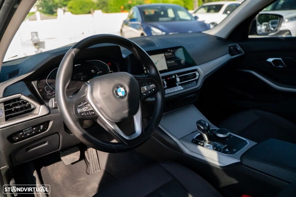 BMW 330 e Corporate Edition Auto - 14
