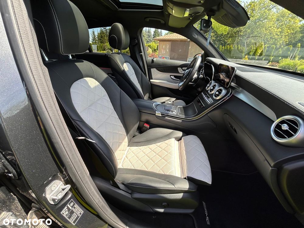Mercedes-Benz GLC 300 d 4-Matic - 16