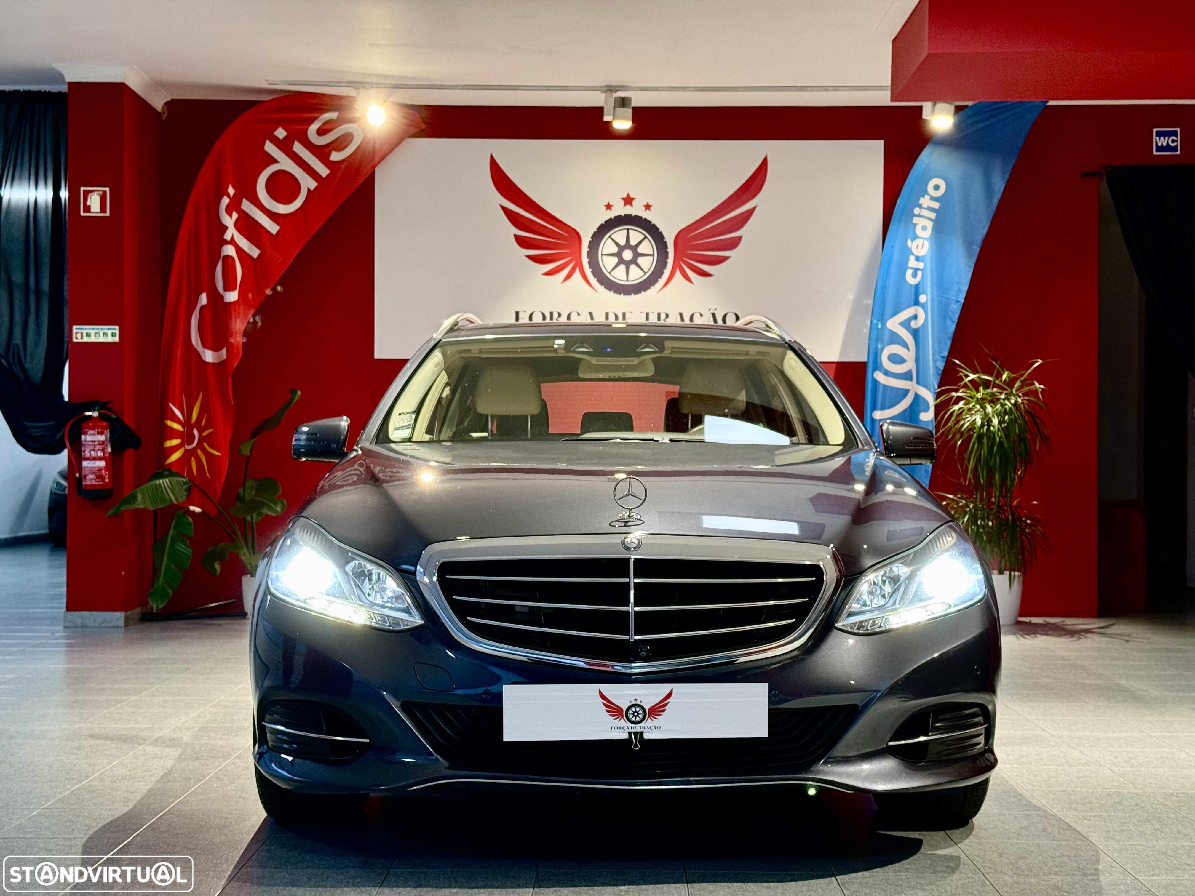 Mercedes-Benz E 350 BlueTEC Avantgarde BE 4-Matic - 2