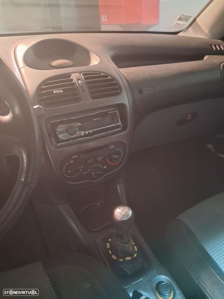 Peugeot 206 CC 1.6 - 14