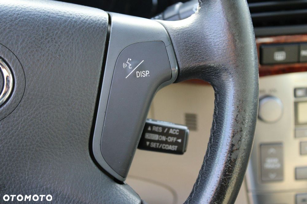 Toyota Avensis - 23