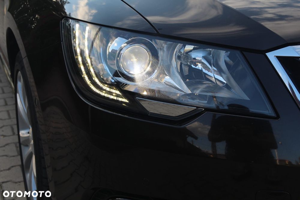 Skoda Superb 2.0 TDI DSG L&K - 13