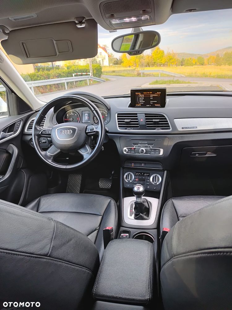 Audi Q3 2.0 TDI Quattro S tronic - 29