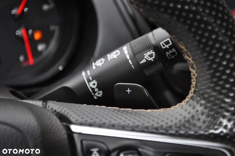 Opel Insignia 2.0 CDTI automatik Business Edition - 32