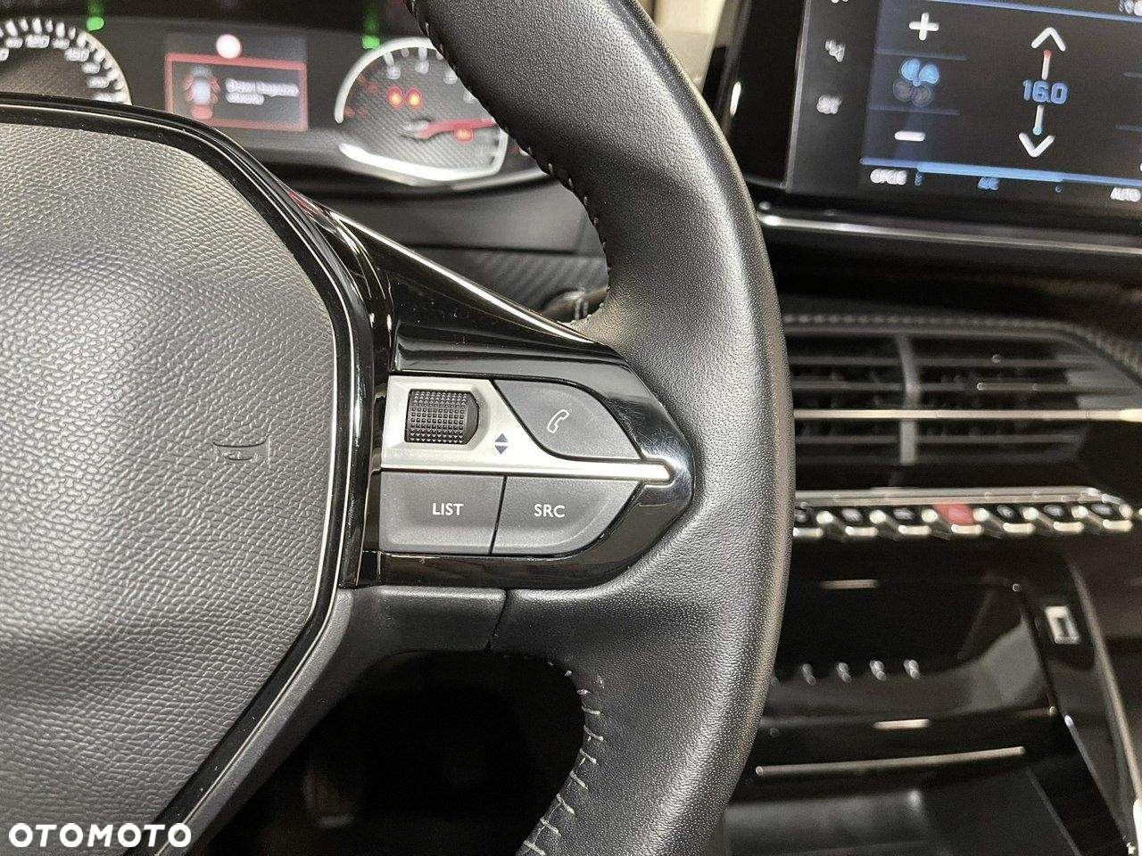 Peugeot 2008 PureTech 130 Allure - 28