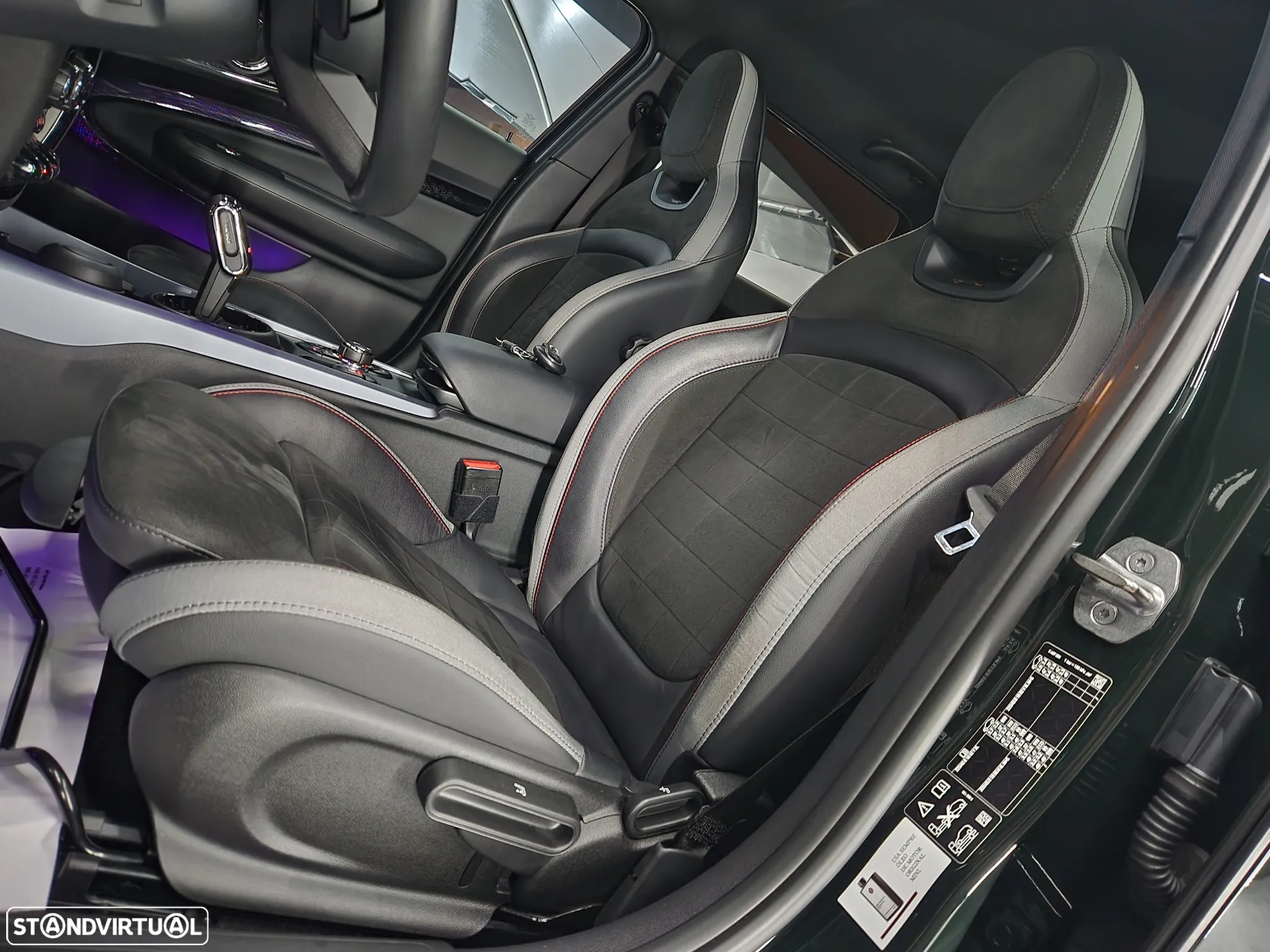 MINI Clubman John Cooper Works Premium P. JCW Plus Auto - 13