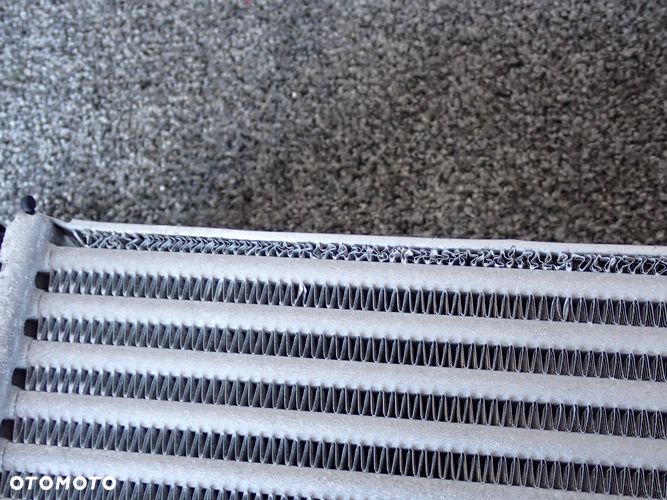 BMW G11 G12 7 G30 G31 5 intercooler - 7
