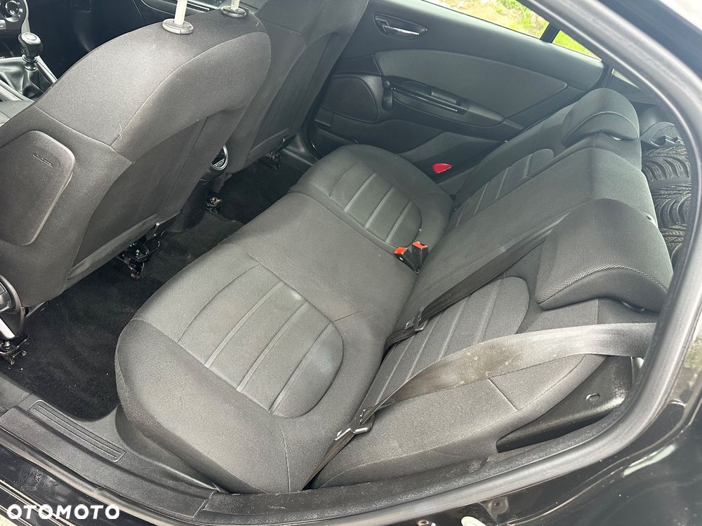 Fiat Bravo 1.4 16V Estiva Plus - 11