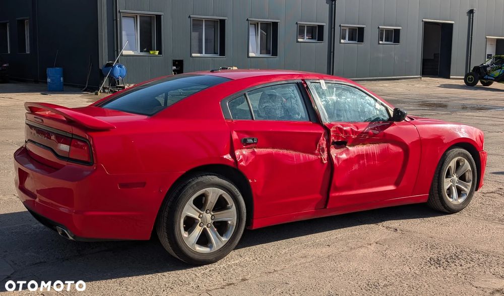 Dodge Charger 3.5 V6 Base - 6