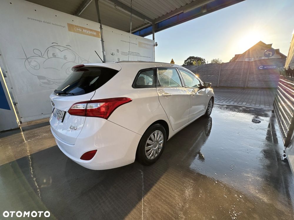 Hyundai i30 1.4 CRDi Comfort - 5