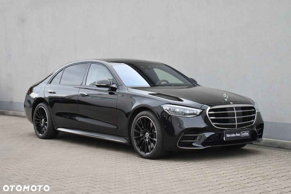 Mercedes-Benz S-Class 2025 photo 3