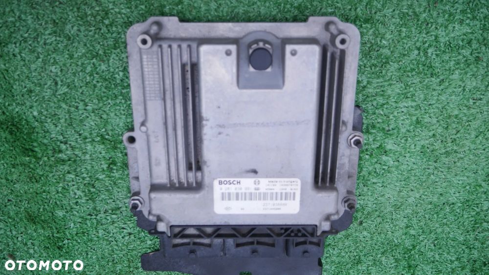 RENAULT TRAFIC III VIVARO B TALENTO 1.6 dCi  ECU STEROWNIK SILNIK 237103888R 237104588R 0281030991 - 3