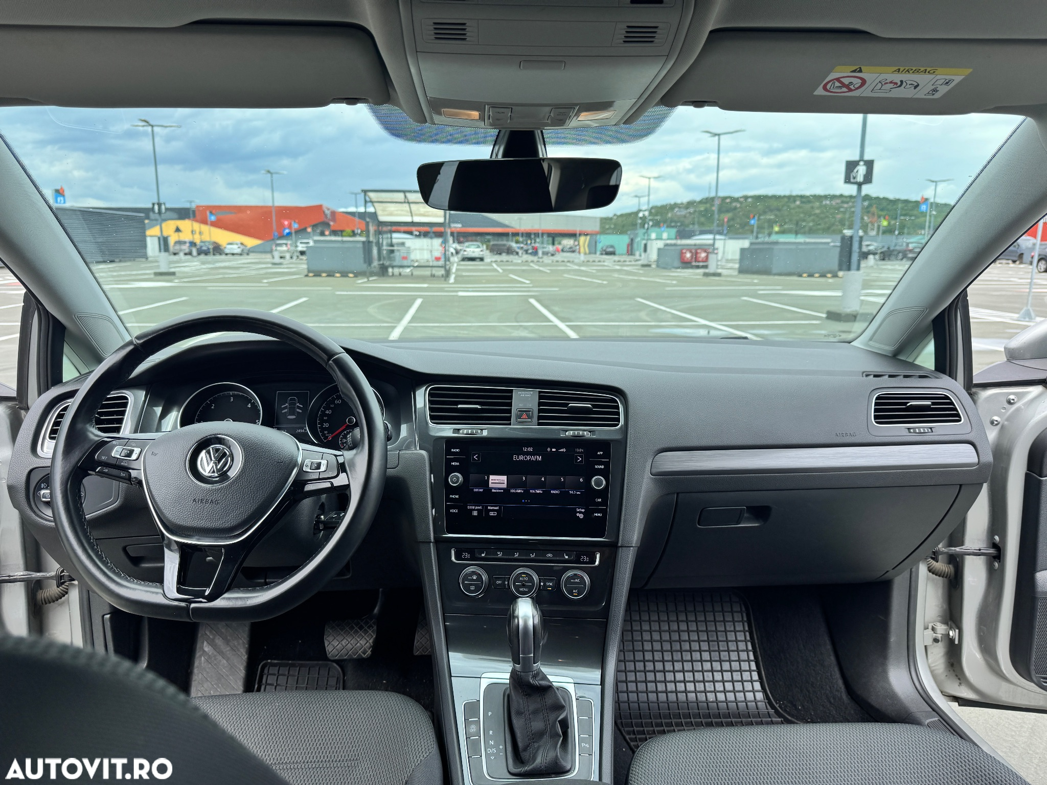 Volkswagen Golf 1.6 TDI DSG Comfortline - 13