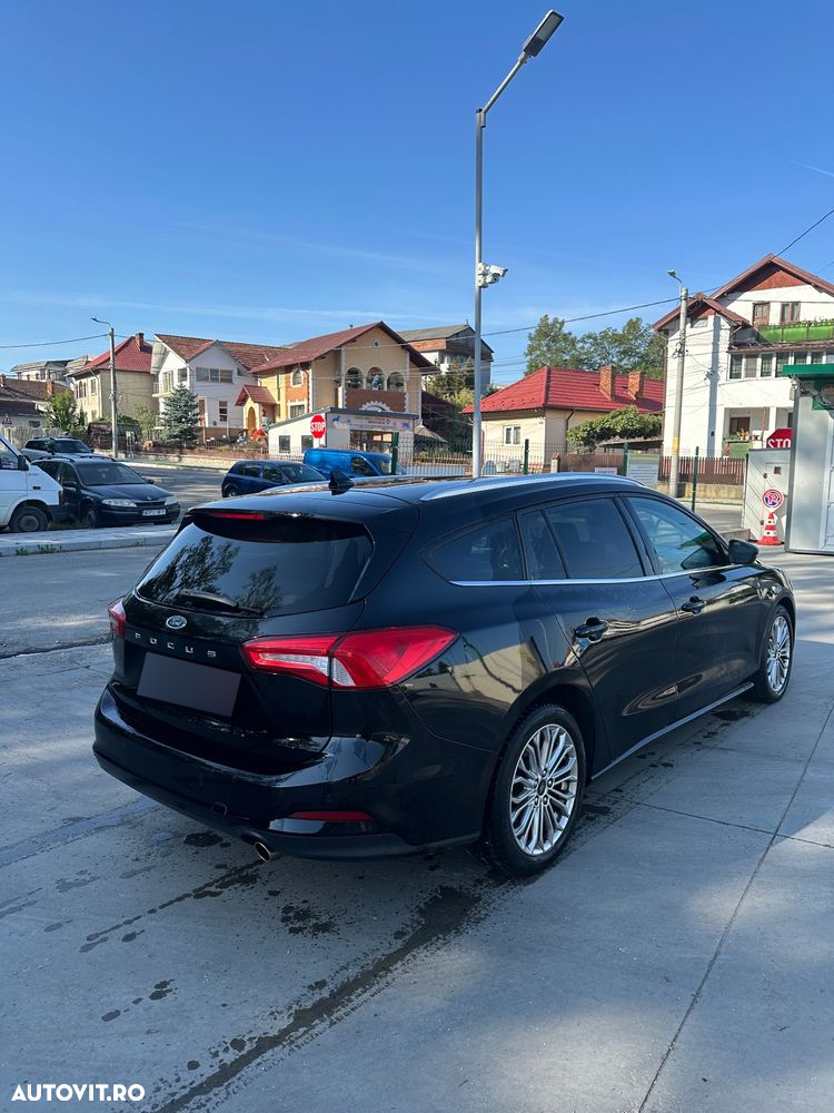 Ford Focus 1.0 EcoBoost Titanium Business - 5