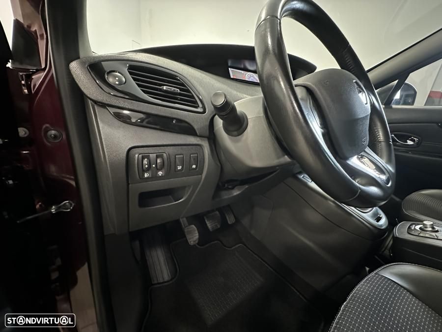 Renault Grand Scénic 1.5 dCi Luxe SS - 19