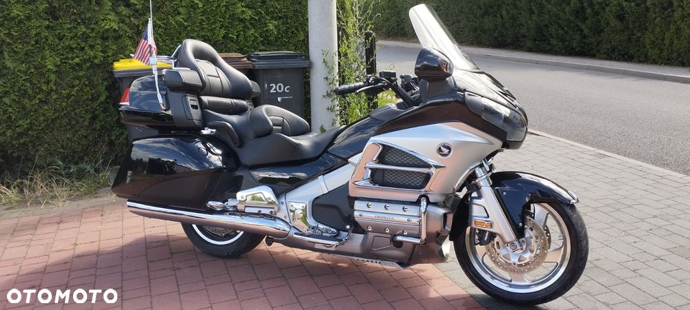 Honda GL - 4