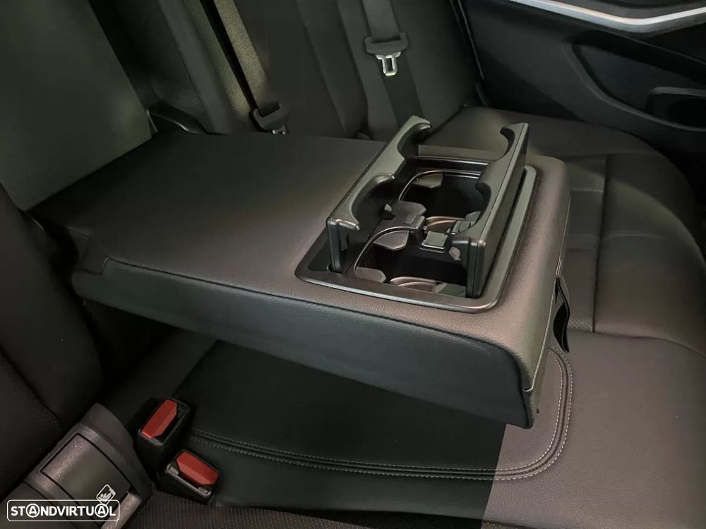 BMW 320 e Pack Desportivo M Auto - 19