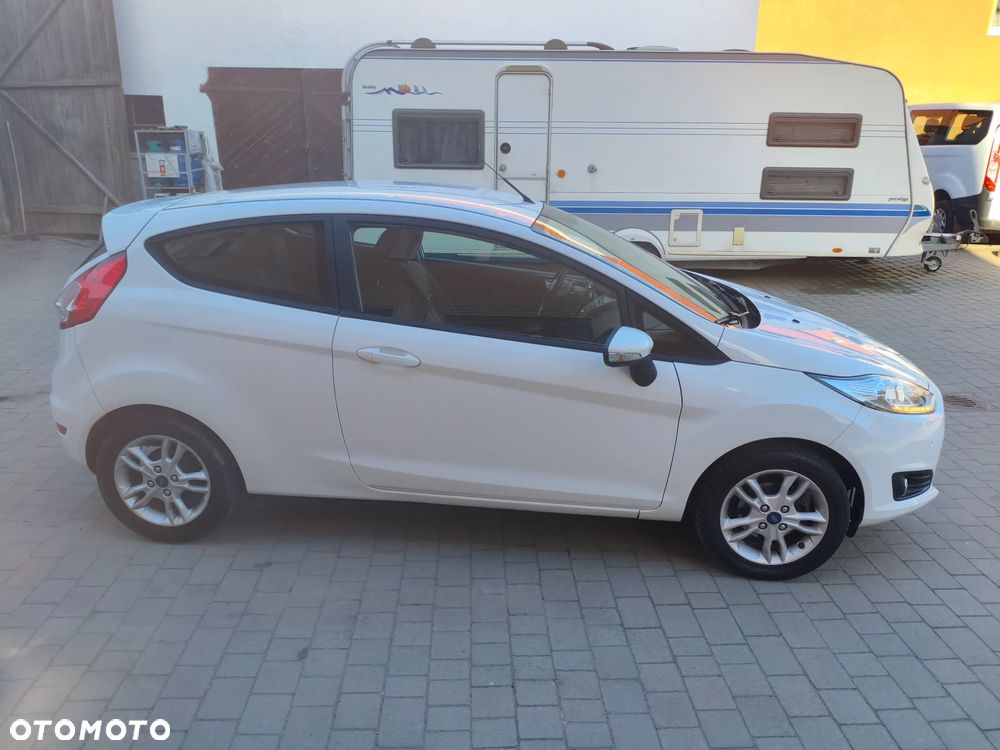 Ford Fiesta 1.0 Celebration - 4
