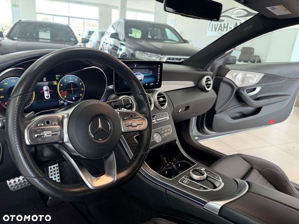 Mercedes-Benz Klasa C 300 9G-TRONIC Night Edition - 21