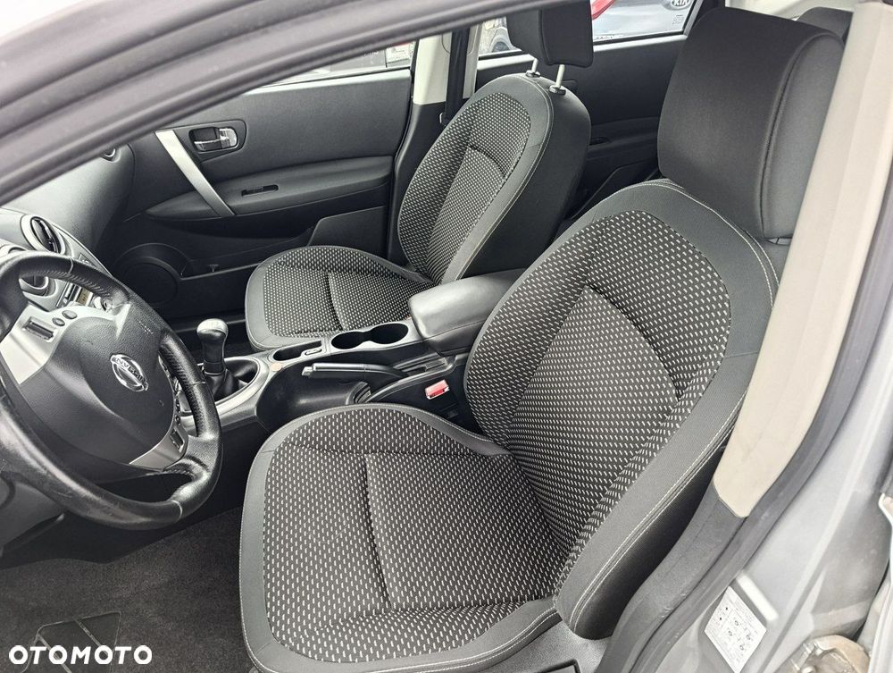 Nissan Qashqai - 11