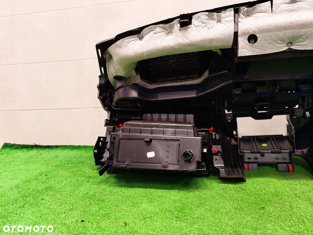 BMW X2 F39 DESKA ROZDZIELCZA KONSOLA NIEREGENEROWANA ŻÓŁTA NIĆ M-PAKIET - 12