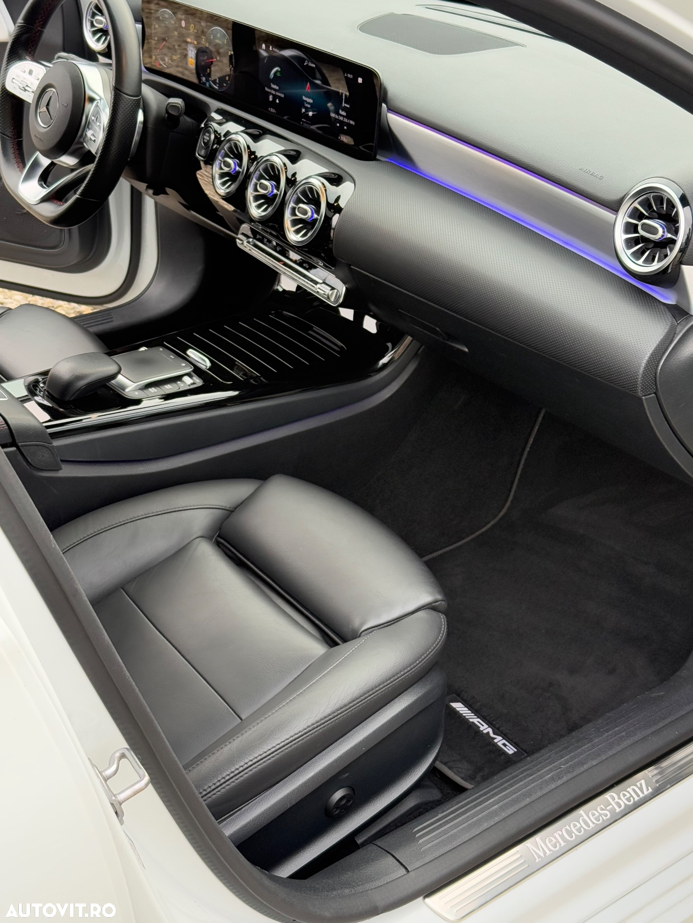 Mercedes-Benz A 180 7G-DCT Edition AMG Line - 20