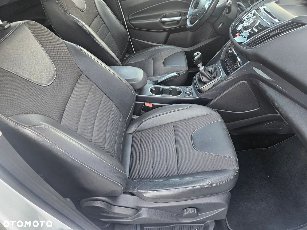 Ford Kuga 1.5 EcoBoost FWD ST-Line ASS GPF - 24