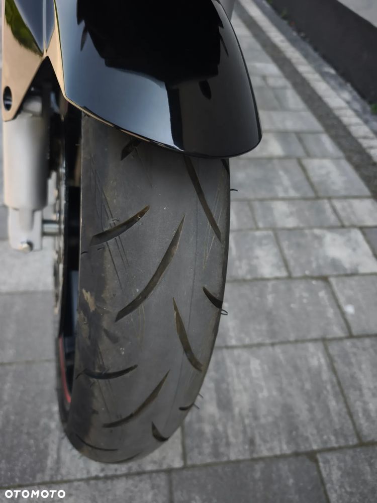Suzuki SV - 9
