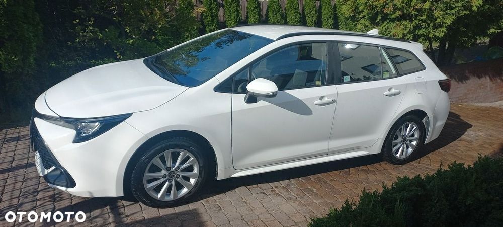 Toyota Corolla 1.8 Hybrid Comfort - 33