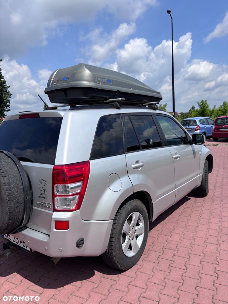 Suzuki Grand Vitara 2.0 Club - 6