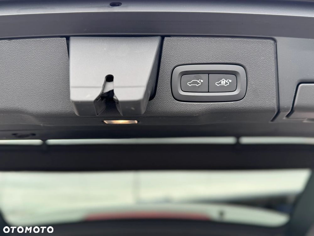 Volvo XC 60 - 22