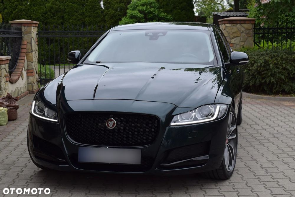 Jaguar XF 3.0 TDV6 Portfolio - 3