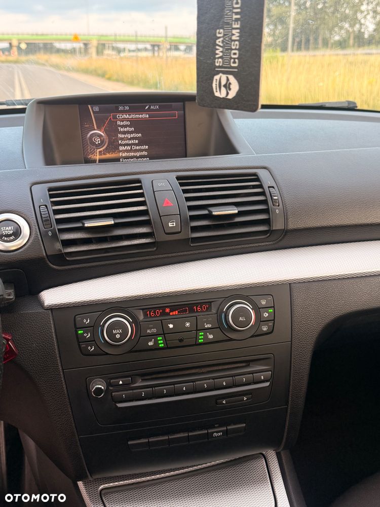 BMW Seria 1 116i - 18