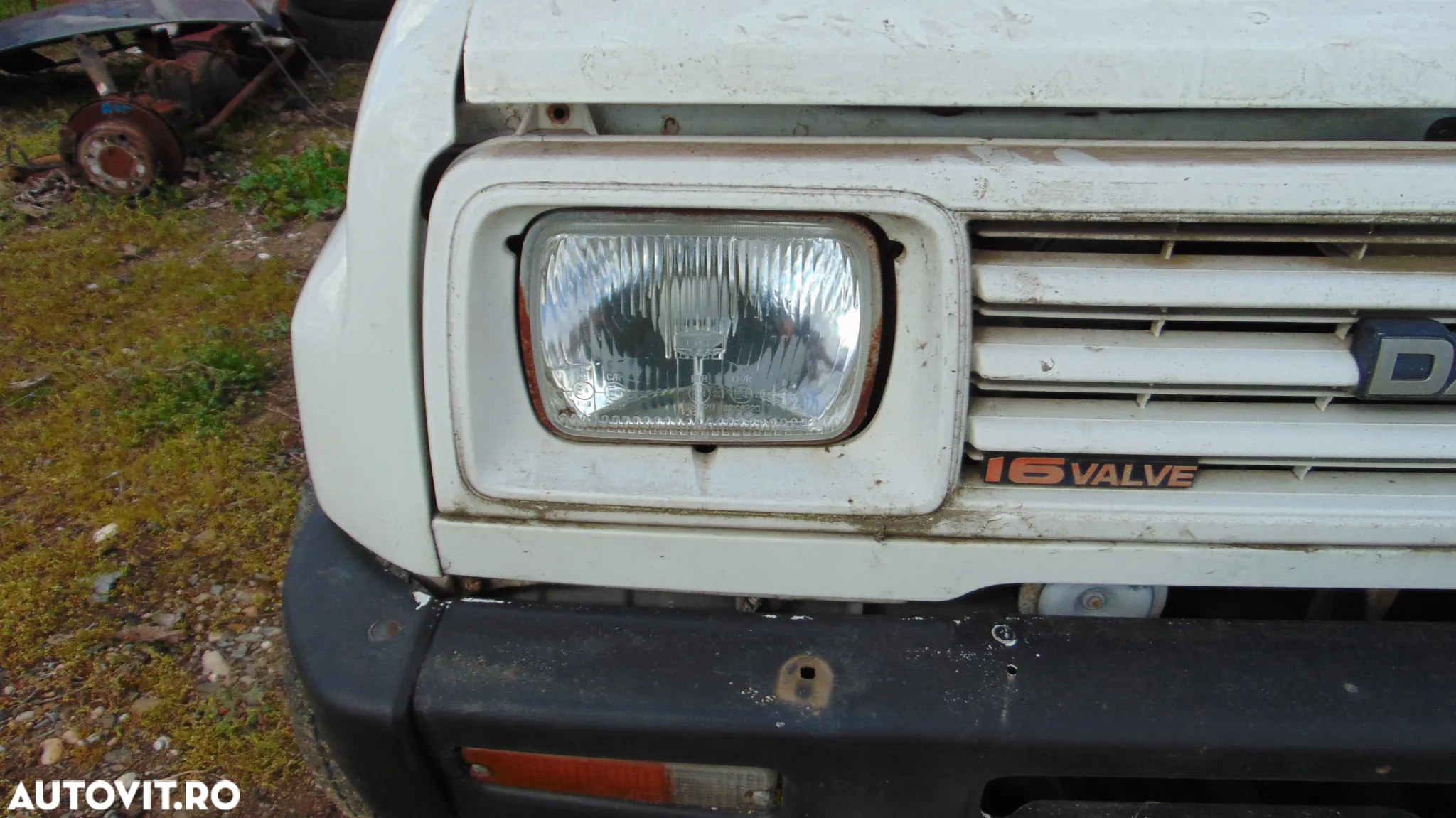 Faruri,semnalizari fata,stopuri spate Daihatsu Feroza an 1990 - 2