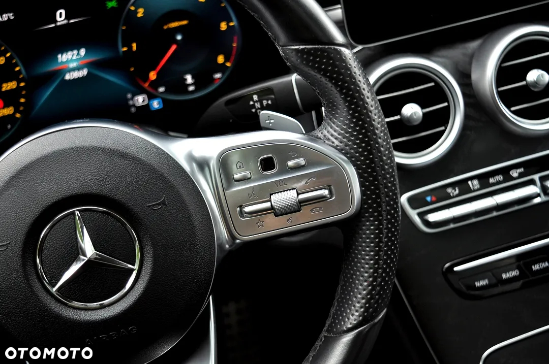 Mercedes-Benz Klasa C 200 d 9G-TRONIC AMG Line - 30