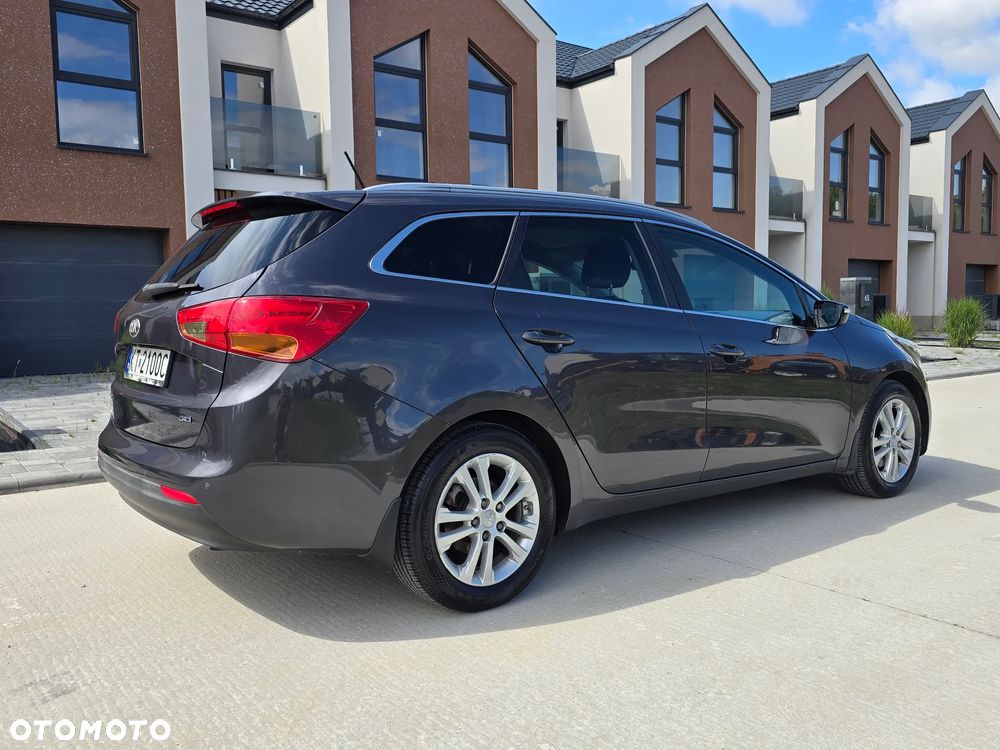 Kia Ceed - 5