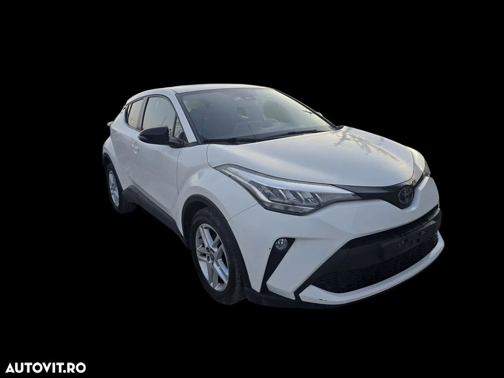 Toyota C-HR Flow - 1