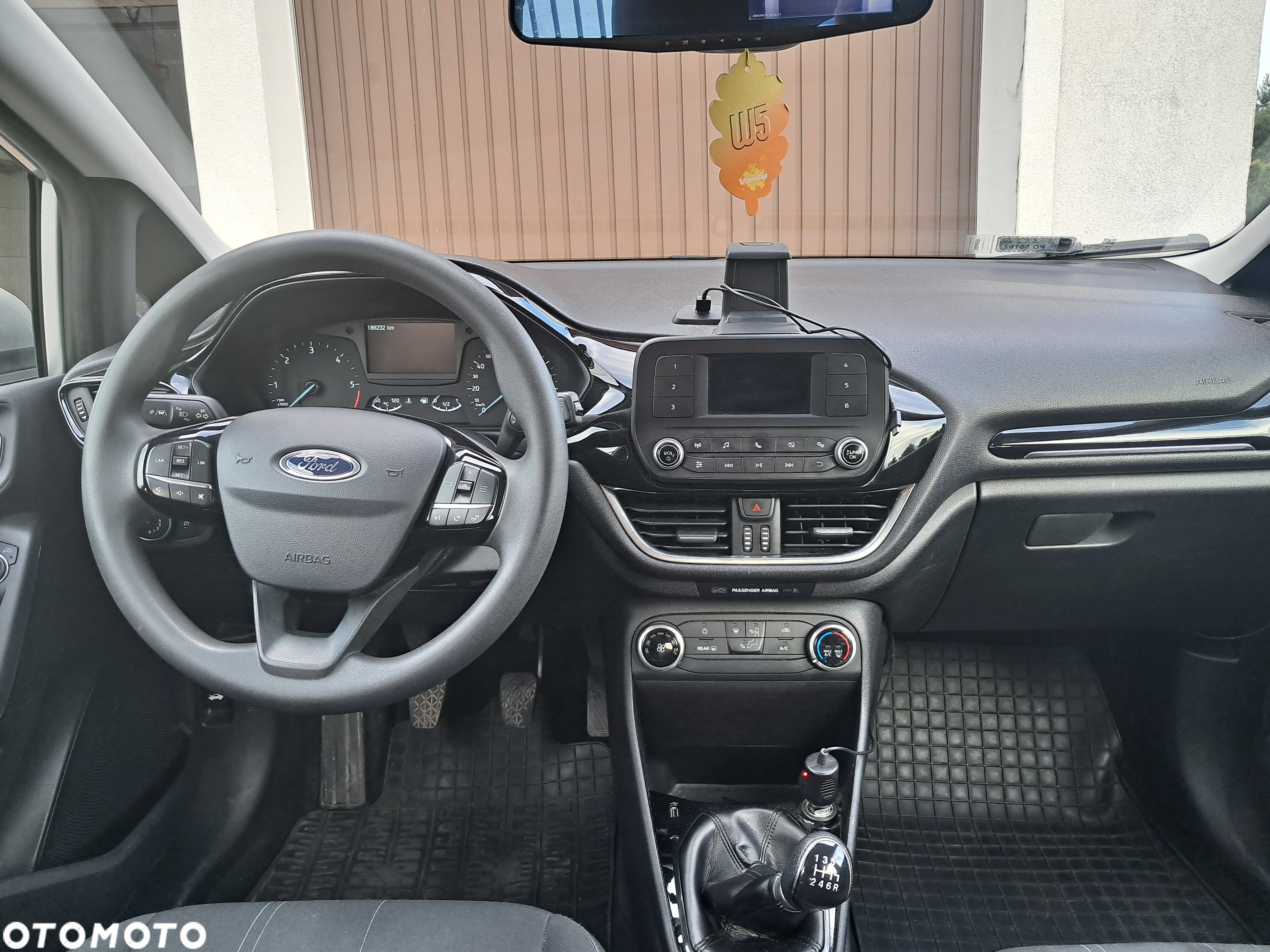 Ford Fiesta 1.5 TDCi Connected - 5