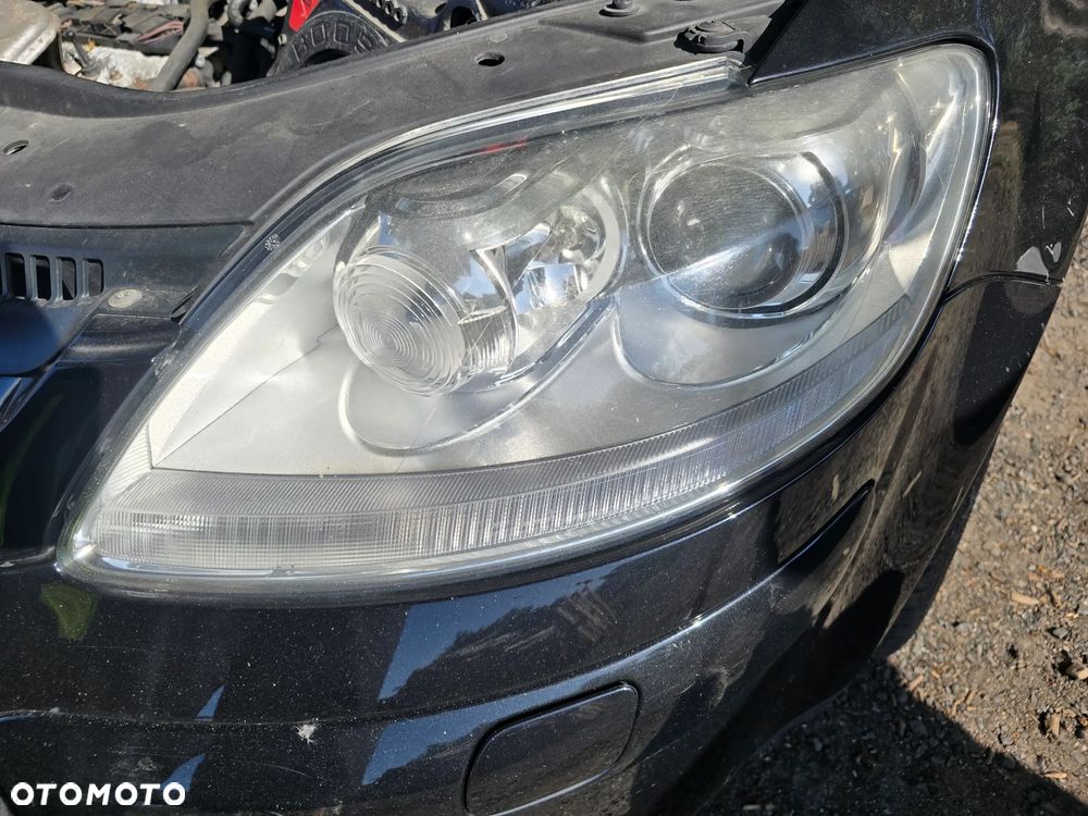 Xenon lewy przód vw golf V plus - 1