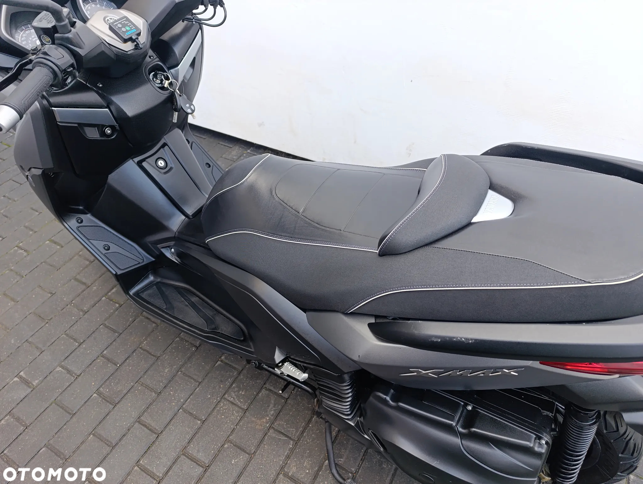 Yamaha X-max - 14