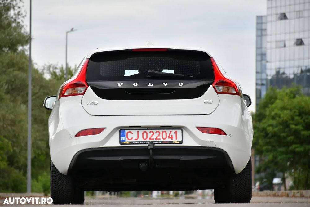 Volvo V40 D2 Summum - 12