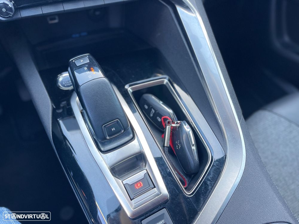 Peugeot 5008 BlueHDI 130 EAT8 Allure Pack - 32