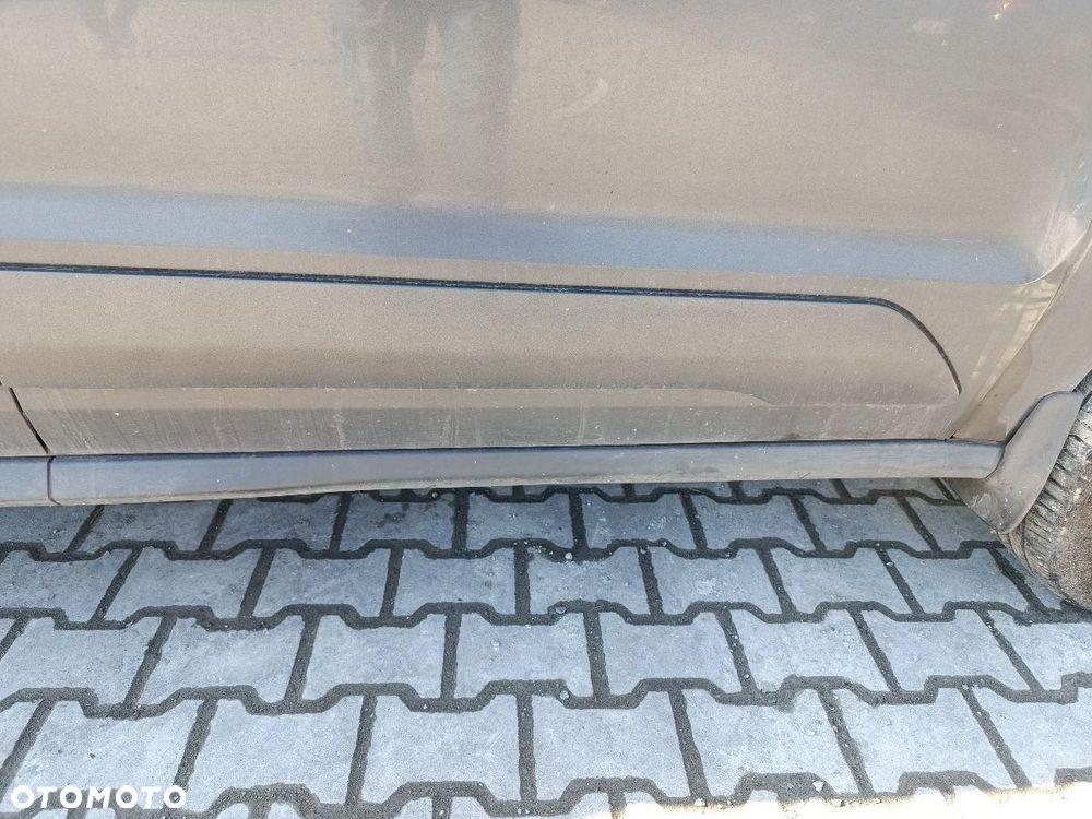 FORD TOURNEO CONNECT MK2 DRZWI PRAWE PRZÓD - 4