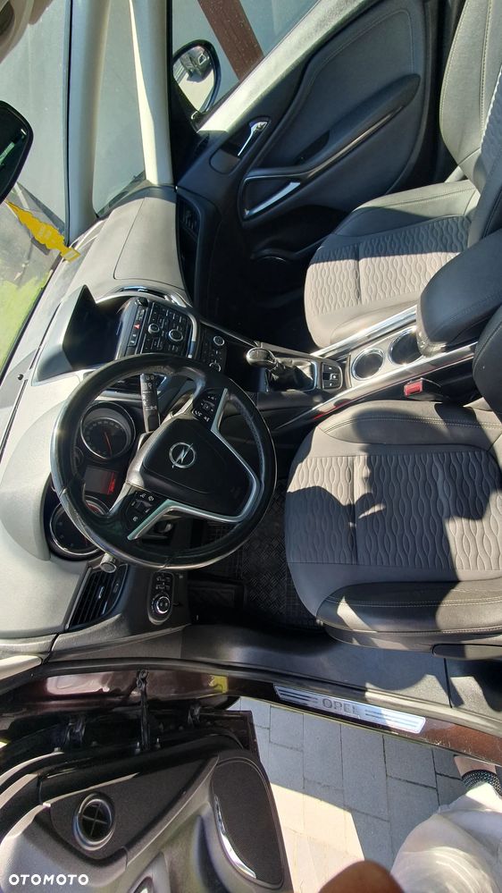Opel Zafira 2.0 CDTI Cosmo - 10