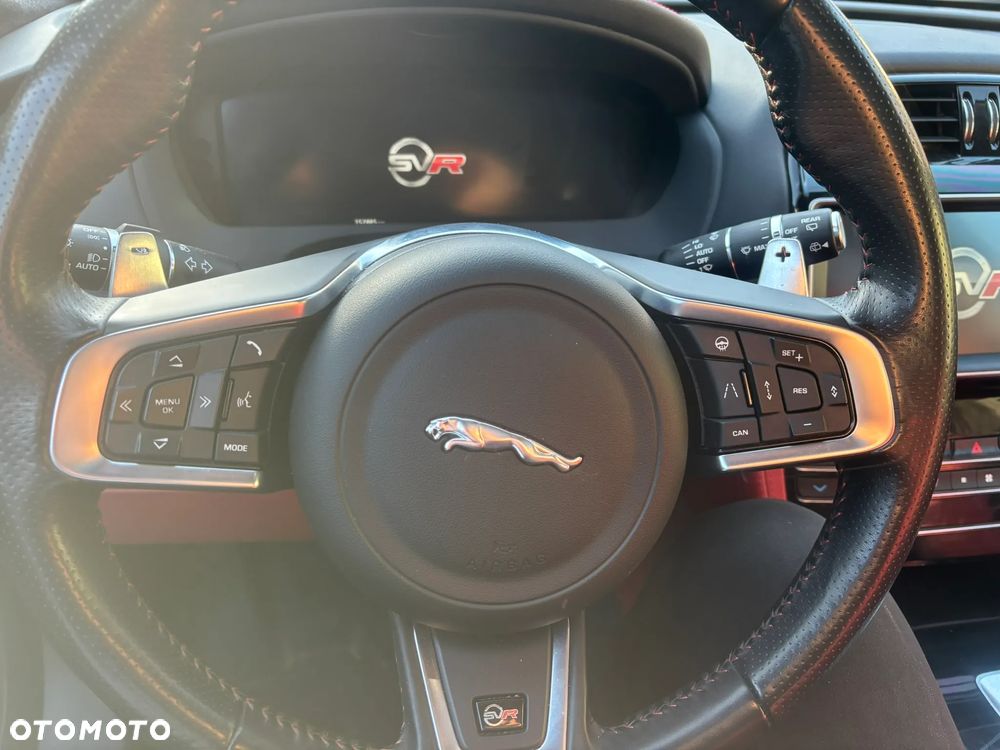 Jaguar F-Pace 5.0 V8 P550 AWD SVR - 14